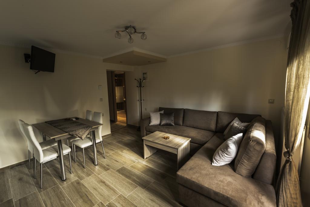 Dryades Apartments & Studios سكالا بوتامياس المظهر الخارجي الصورة