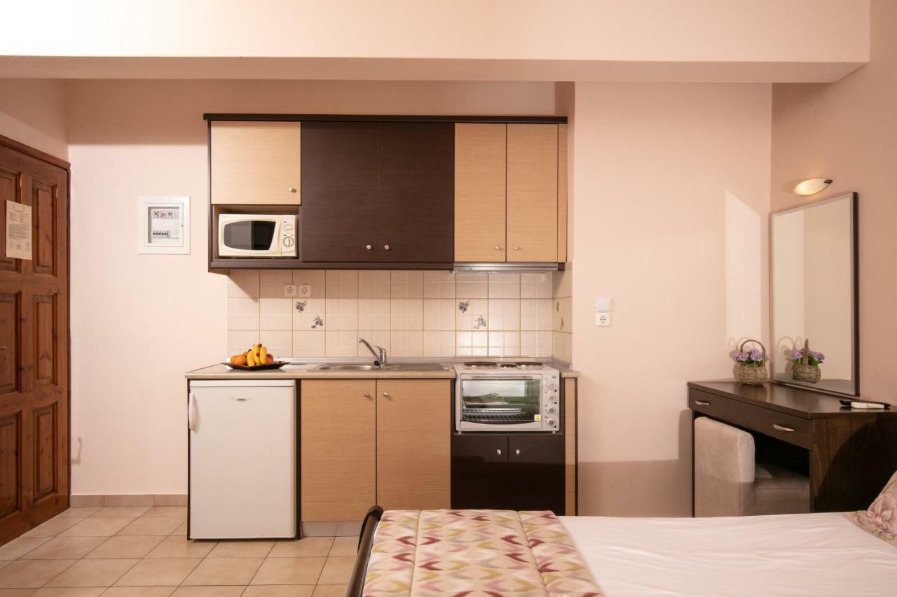 Dryades Apartments & Studios سكالا بوتامياس المظهر الخارجي الصورة